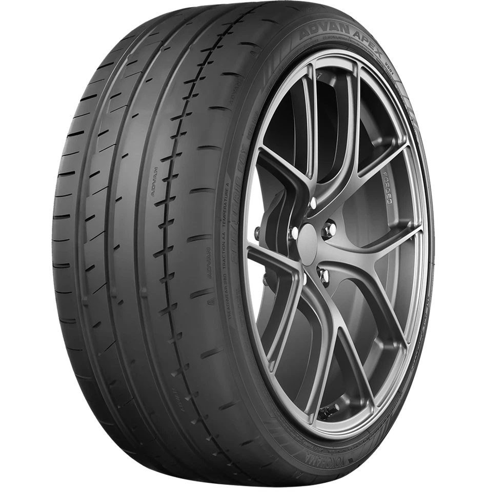 YOKOHAMA ADVAN APEX V601 305/30R19 102Y Quality Performance Tire Foto 2 de 4