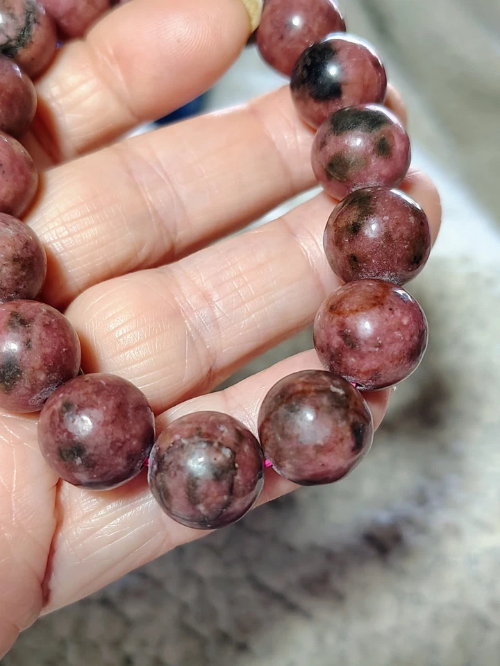 77g Natural Rhodonite Gemstone Bead Stretch Bracelet 10mm Pink Black Heavy - Image 4 of 4