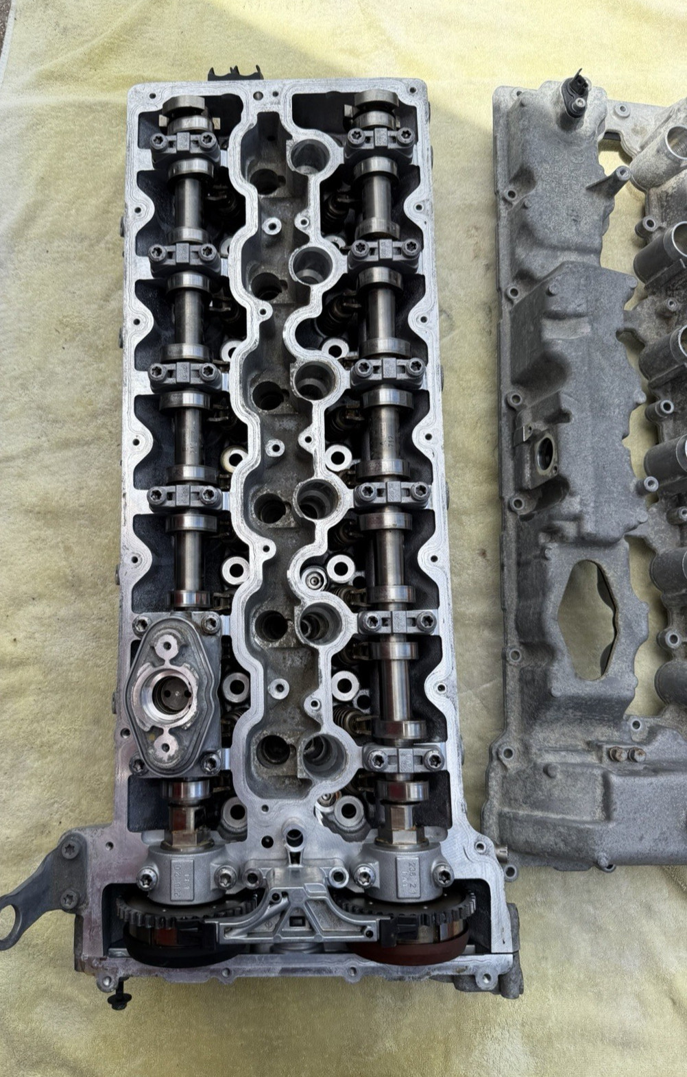 Rolls-Royce Ghost 2016 Right Cylinder head