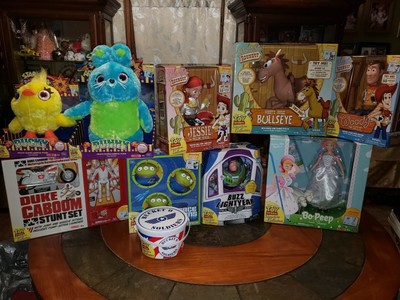 toy story signature collection toys