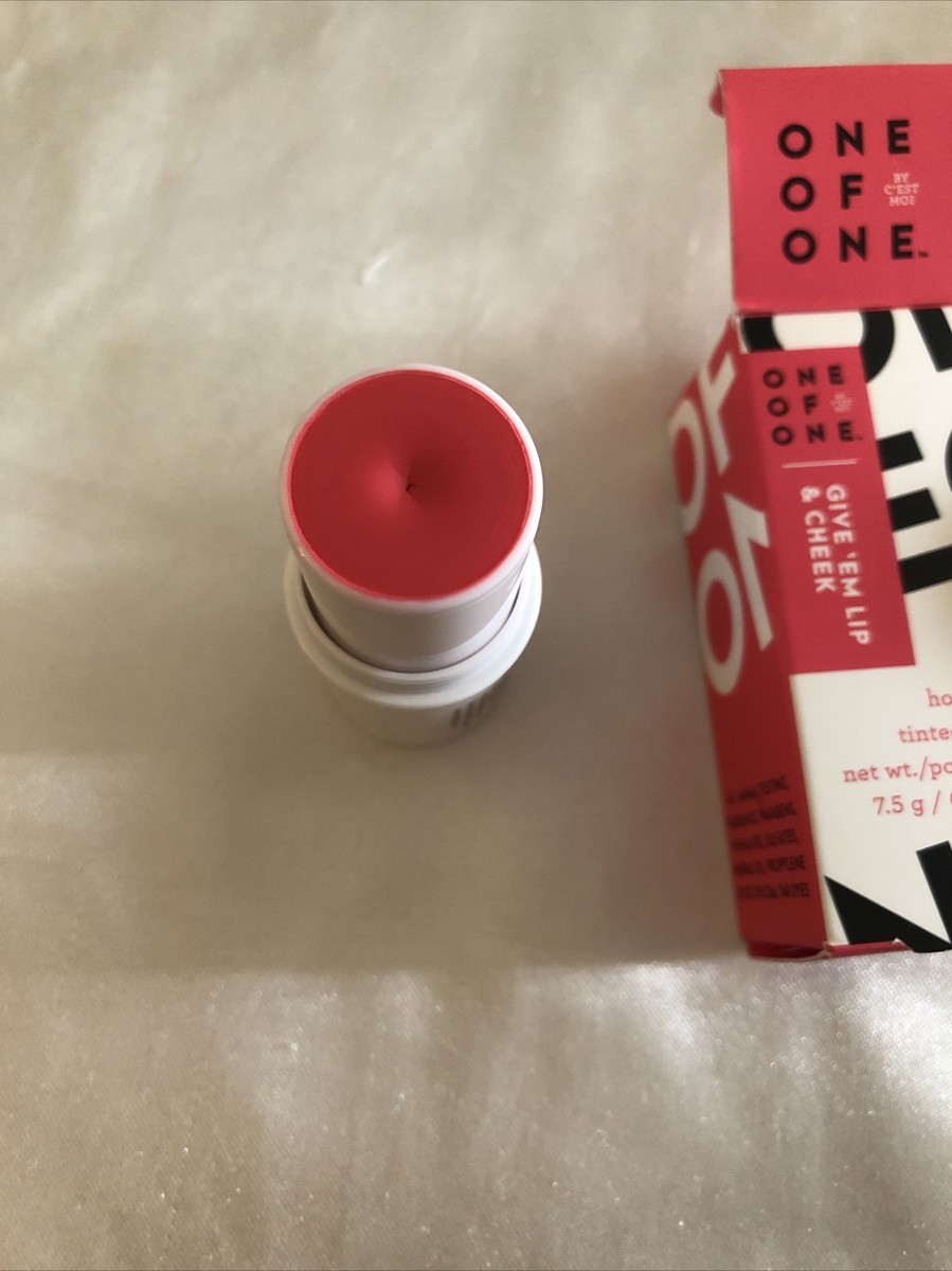 m.a.c powerglass plumping lip gloss MAC Cosmetics Powerglass Plumping Gloss 17 Comic Book Ending