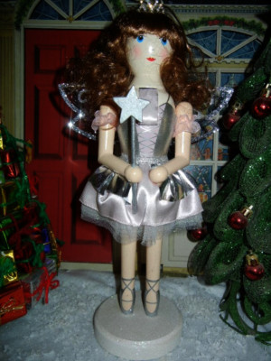 NUTCRACKER SUITE CLASSIC WOOD * SUGAR PLUM FAIRY with SILVER STAR * CHRISTMAS