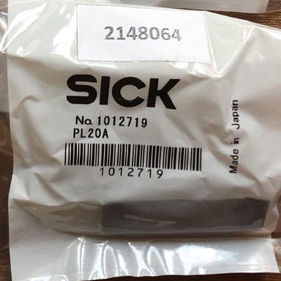 One new For   PL20A Photoelectric sensor reflector   #W7