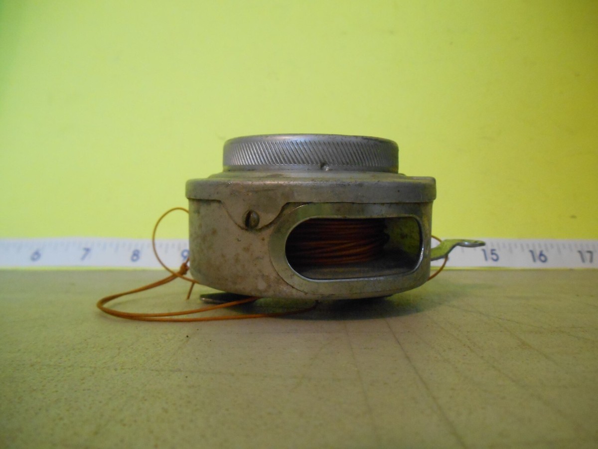 リール WESTERN AUTO STORES REVELATION V7343 Vintage Western Auto Supply Co. Revelation V7343 Reel