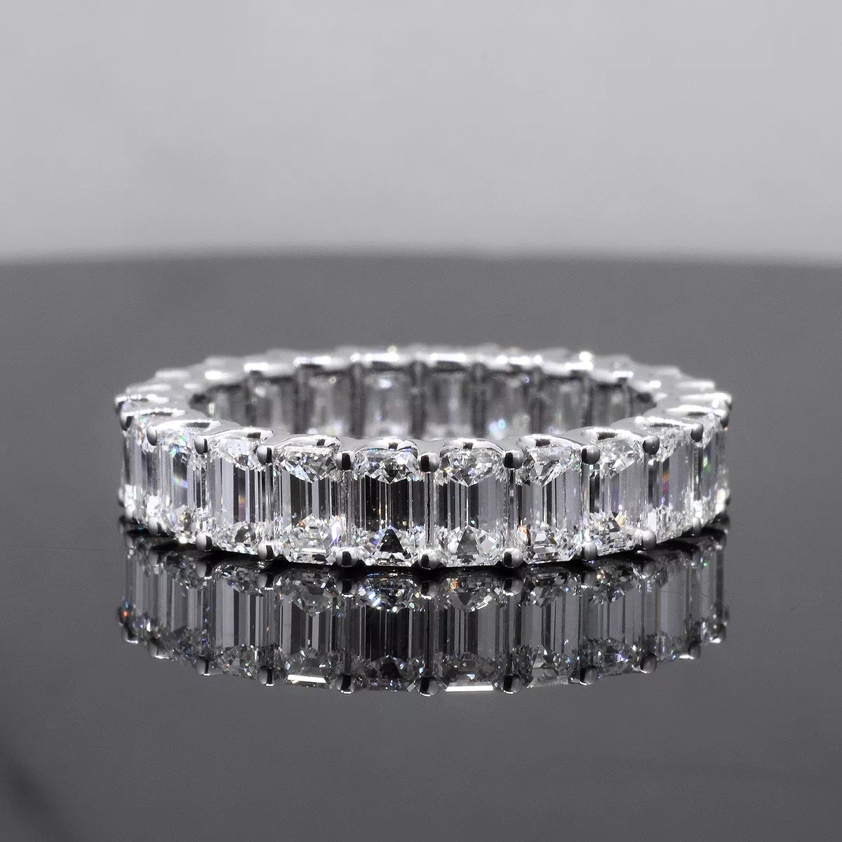 Special Price 18k 4.00 Ct Emerald Cut Diamond Eternity Ring U