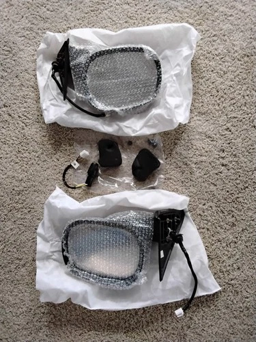 Standard Power Mirrors for A 99 to 2002 Dodge 2nd Gen. Swapped  for Towing Set.