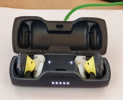 Bose SoundSport Free Bluetooth In-Ear-Kopfhörer - Schwarz - Bild 1 von 4
