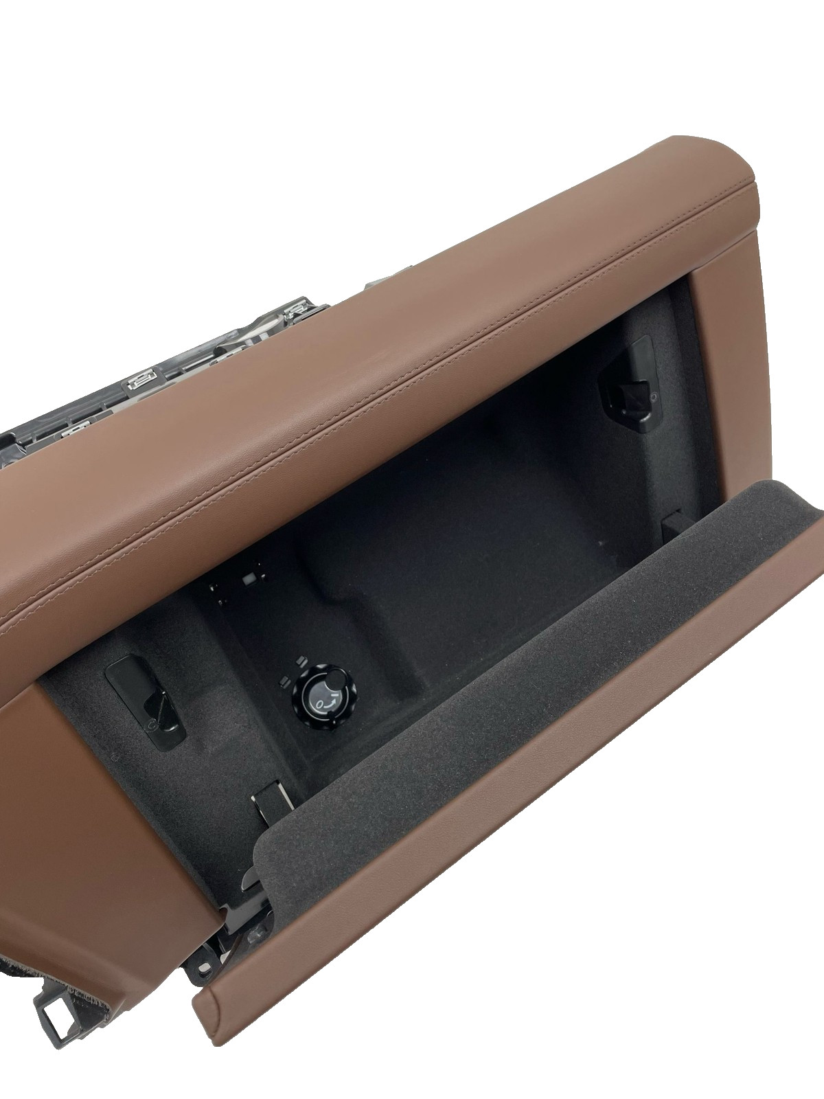 Maserati Grecale Folgore 2023-2026 Glove box