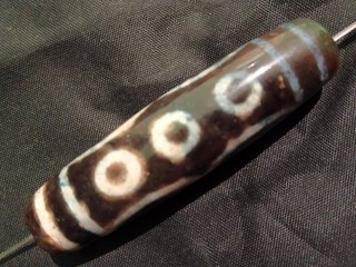 Lovely Rare Tibetan Natural Old Agate Dzi 13Eyed Bead SS035