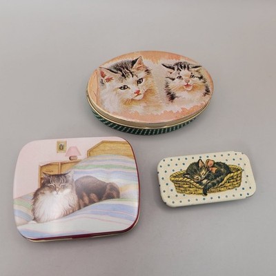 Vtg Miniature Travel Sewing Kits In Metal Tins Trinket Button Box Cats 2''-2.75''