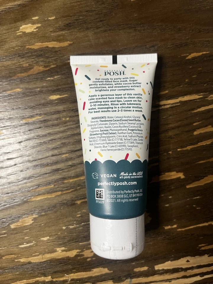 New Perfectly Posh Cake It Easy Mask (Sealed) 1.75 oz - Image 2 of 3