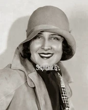 Late 1940s NORMA SHEARER Photo  (237-Q)