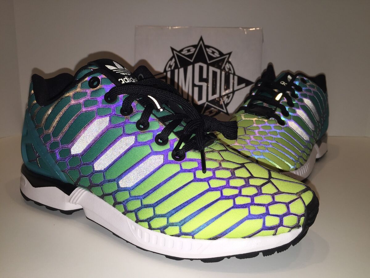FLUX 美品 19/20 VR-SPEED MIDNIGHT/YELLOW - スノーボード FLUX 美品 19/20 VR-SPEED MIDNIGHT/YELLOW - スノーボード