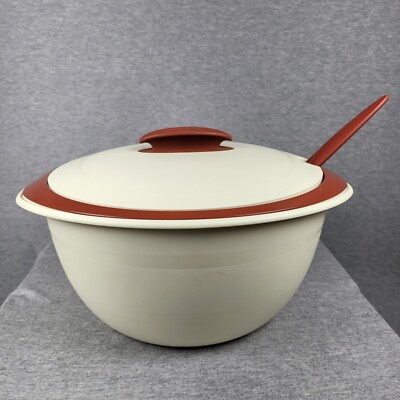 Vintage 4.3 L Tupperware Oval Insulated Bowl Server 4 pc With Lid