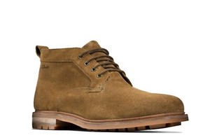 clarks mid boots