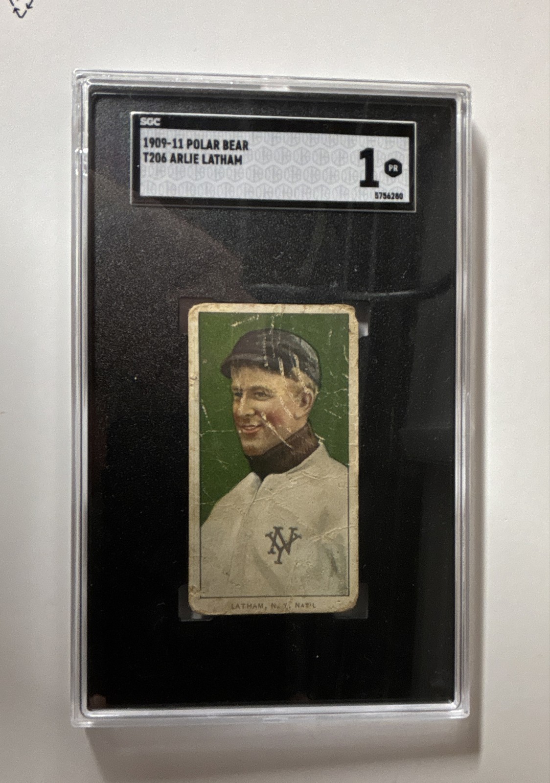 1909-11 T206 - Arlie Latham Polar Bear Back