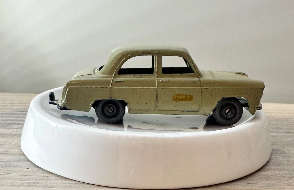 Vintage Lesney Matchbox Ford Prefect No .30 Original Paint and