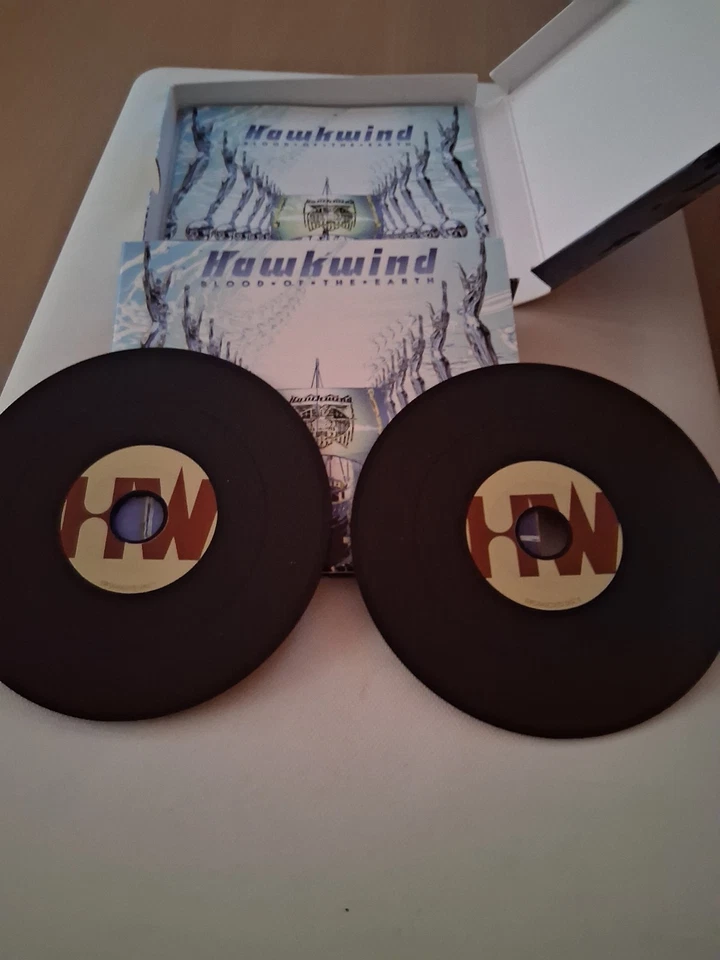 Hawkwind - Blood of The Earth (Ltd. 2 CD Box) - Bild 3 von 4