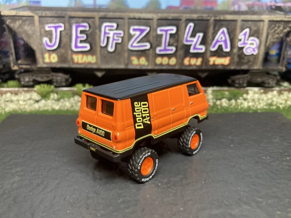 1967 Dodge A100 Van Lifted 4x4 Truck 1/64 Diecast Custom Off Road M2 Machines - Image 3 of 4