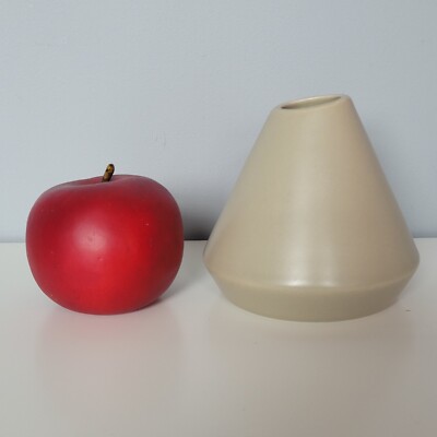 IKEA asymmetrische Apollo Vase matt grau grün beige klein konisch minimal