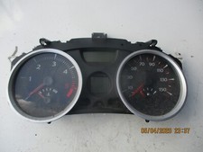 Renault Megane Mk2 Instrument Cluster Speedometer 8200720315