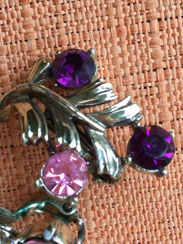 Orecchini Vintage Squisiti Clip On, Strass Vetro Rosa Viola Anni 50, Firmati - Foto 5 di 23