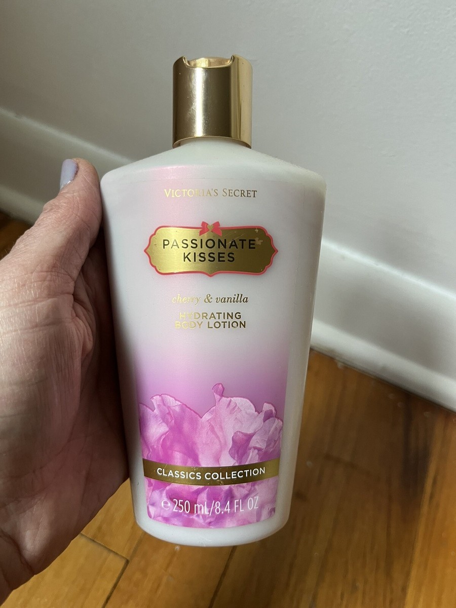 ボディローション Victoria's Secret Body Lotion 3PCS Victoria's Secret Coconut Passion Vanilla Hydrating Body