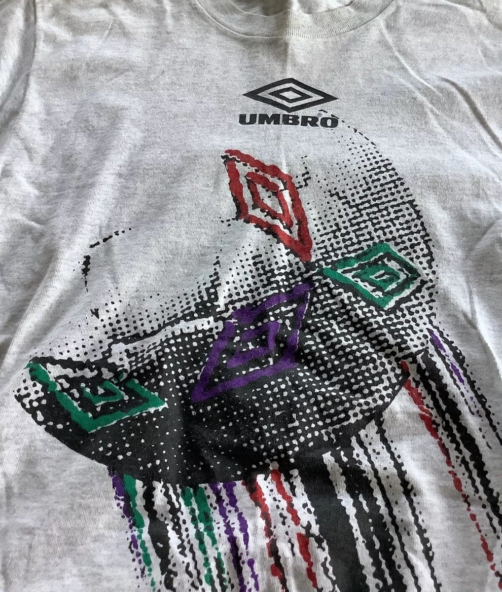 Vintage 90s Umbro T-Shirt Large Gray Single Stitch Art Tee Vintage 90s Umbro T-Shirt Large Gray Single Stitch Art Tee