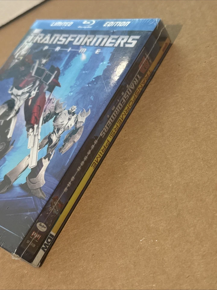 Transformers Prime: The Complete First Season Blu-ray Limited Edition NEW OOP - Image 3 of 4