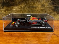 Minichamps 1/43  ASTON MARTIN RED BULL RACING TAG HEUER M. VERSTAPPEN 311195