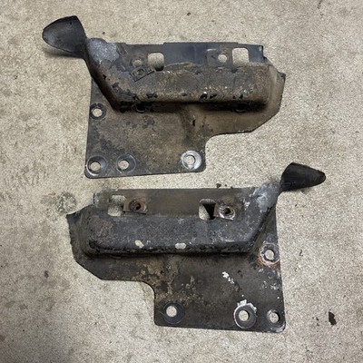 1978 1979 Ford Truck F150 F250 inner Fender Grille Shell Mount Bracket PAIR OEM
