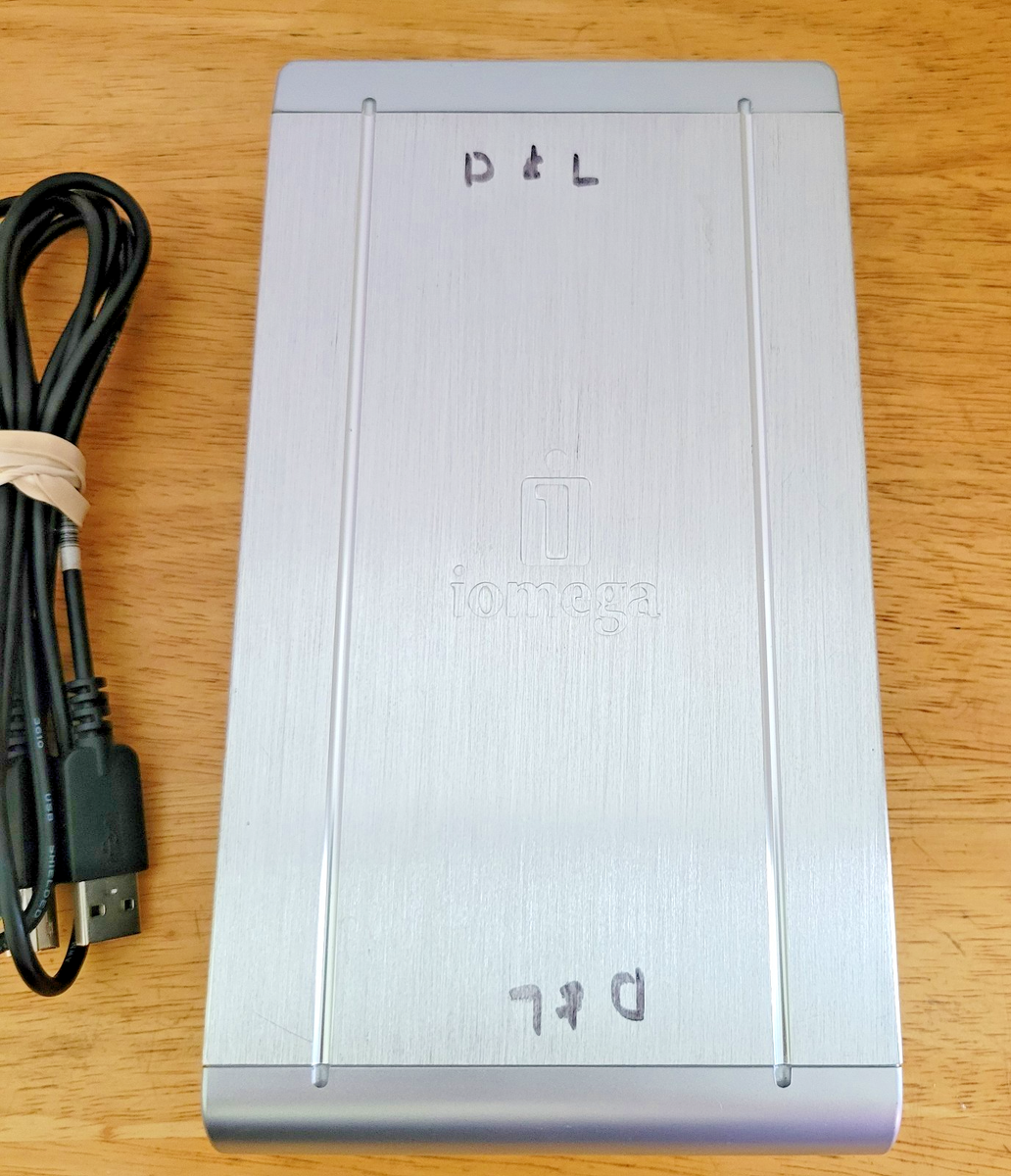External Hard Drive 500 GB - Iomega MDHD500-UE With Cables Tested