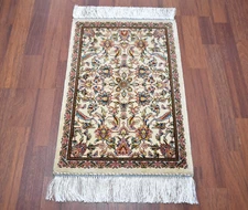 Silk Rug 100 % Bamboo Silk Mini Rug 16'' x 23'' Home Decor Rug Wall Hangings Rug