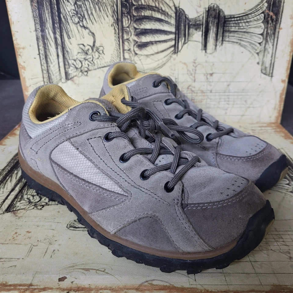 Size 8 Columbia Women's Trail Trekker Hiking  Shoes BL3108-103 Tan/Brown Suede - Image 4 of 4