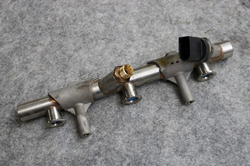 Org Audi A6 A7 A8 Q7 Kraftstoffverteiler links 06E130089AF fuel rail 3.0 TFSI