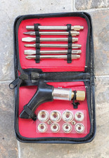 Vintage Ford Motors Pistol Grip Ratchet Socket Screwdriver 15 pc Set 5x4x2