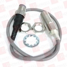 OMRON E2E-X3D1-M1GJ 0.3M / E2EX3D1M1GJ03M (NEW IN BOX)