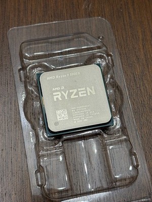 AMD Ryzen 9 5900X Desktop Processor (4.8GHz, 12 Cores, AM4 CPU) 100-000000061