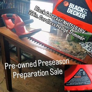 Black & Decker NHT518 18V Cordless 22" Dual-Action Hedge Trimmer (Tool Only)