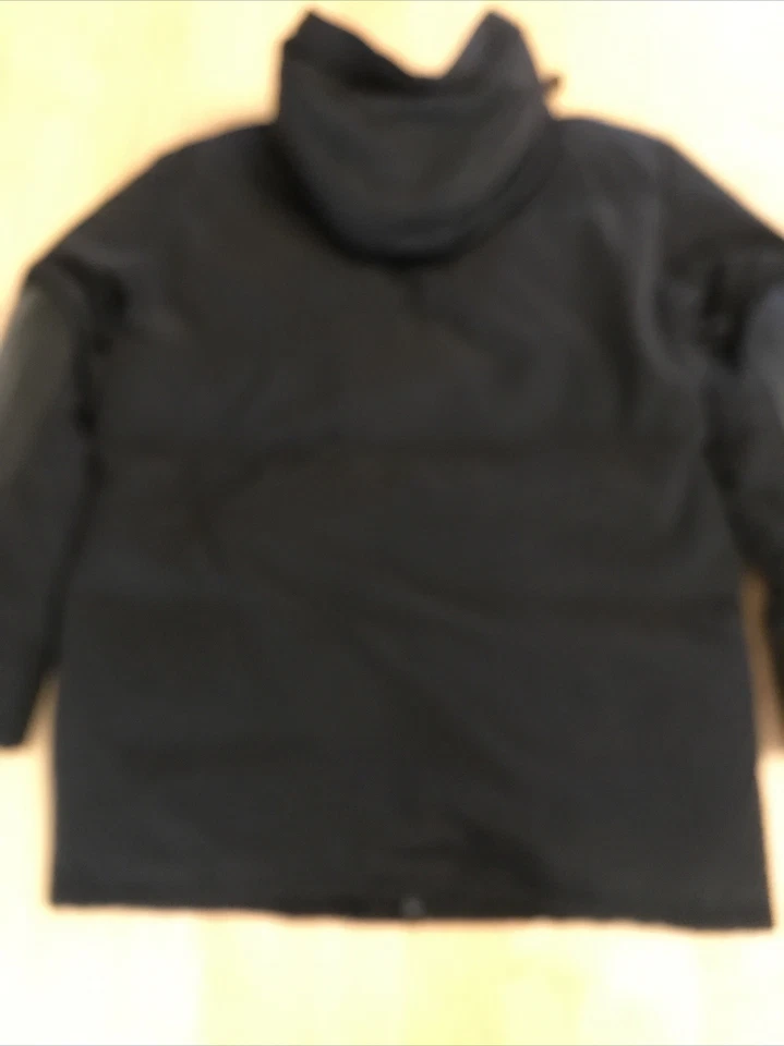 Jaqueta DANIER Puff Puffer Preta Masculina GG Preta com Capuz e Detalhes de Couro Natural - Imagem 3 de 4