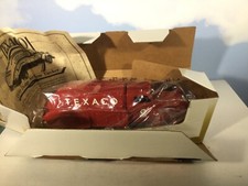 ERTL Die Cast Texaco 1939 Dodge Airflow Tanker Bank Collector Series 10 Red