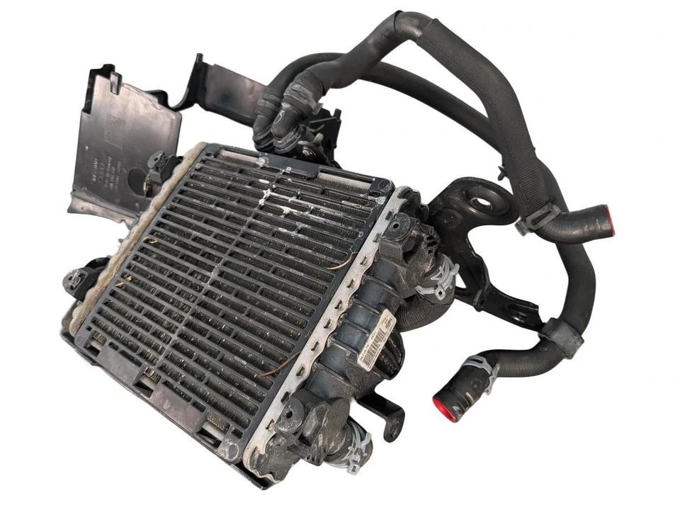 Radiador secundario Audi S3 TT 2015-2019 con cubierta de soporte y mangueras - 5Q0121253H Foto 4 de 4