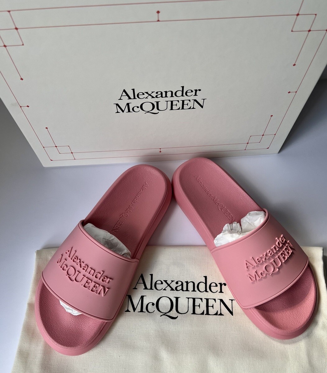 サンダル・ミュール Alexander Mcqueen Pink satin sandals Alexander McQueen Women's Raised Logo Slide Sandal Pastel