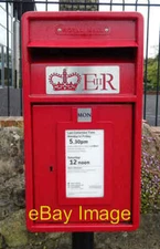 Photo 6x4 Close up, Elizabeth II postbox on Holborn Hill, Ormskirk Outsid c2019