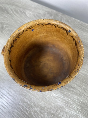 Taza de granito Toleware arte popular pintado a mano de colección “buena suerte” niño holandés tulipanes - Imagen 2 de 7