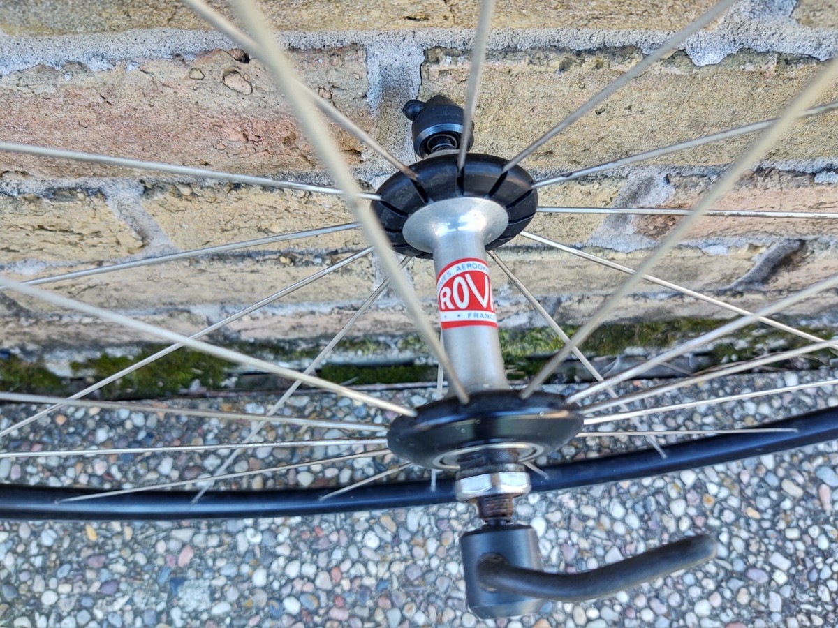 Roval Wheelset hi-lo rear hub, 700c clincher rims, vintage wheels