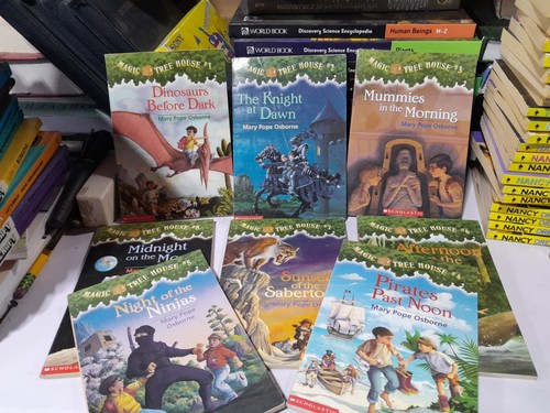 Magic Tree House Paperback Book Box Set 1-8 Mary Pope Osborne Scholastic - Picture 2 of 5