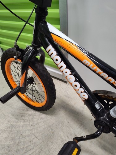 Mongoose Mutant 16" Kinder BMX Style Fahrrad (schwarz/orange) Modell R1674WMF - Bild 1 von 4