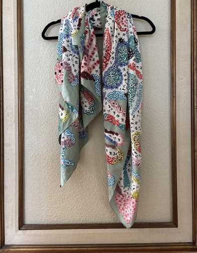 NWT BIMBA Y LOLA Scarf Multicolor Floral Animals White Green Border 48” X 48” Sq - Picture 15 of 18