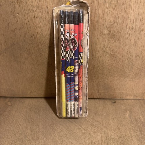 2004 NASCAR Collectible Car 1/18 Jeff Gordon #24 Lights & Sound - Picture 6 of 9